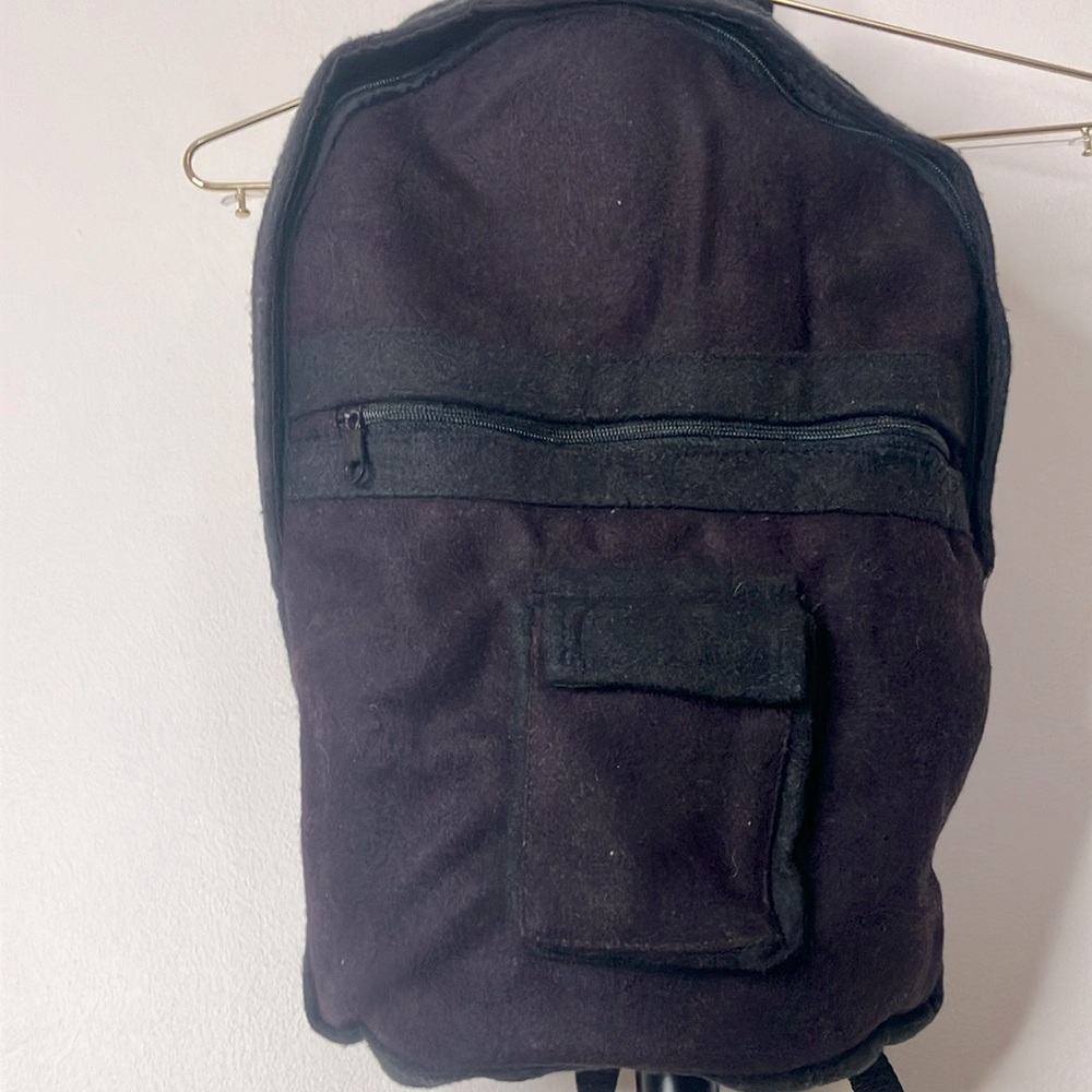 100% Wool small Purple & Black Backpack - Avenues, Made in Nepal